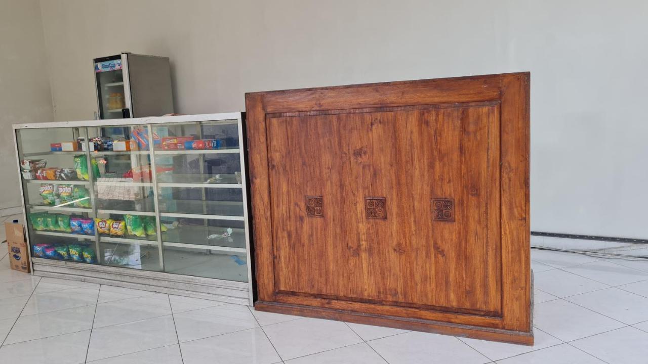 Oyo 90831 Hotel Gardenia Prambanan Yogyakarta Extérieur photo